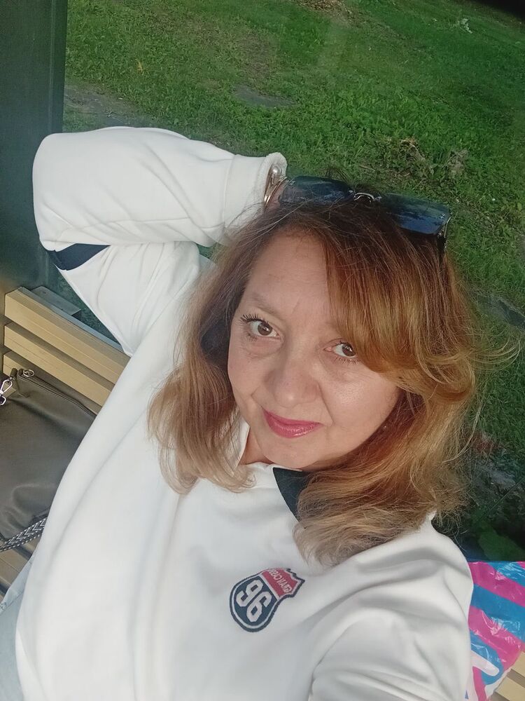  54214395  Olga, 48 ,     