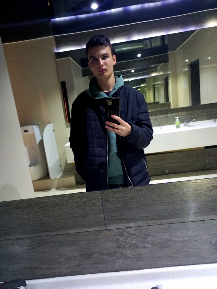  ,   Oscar, 19 ,   ,   