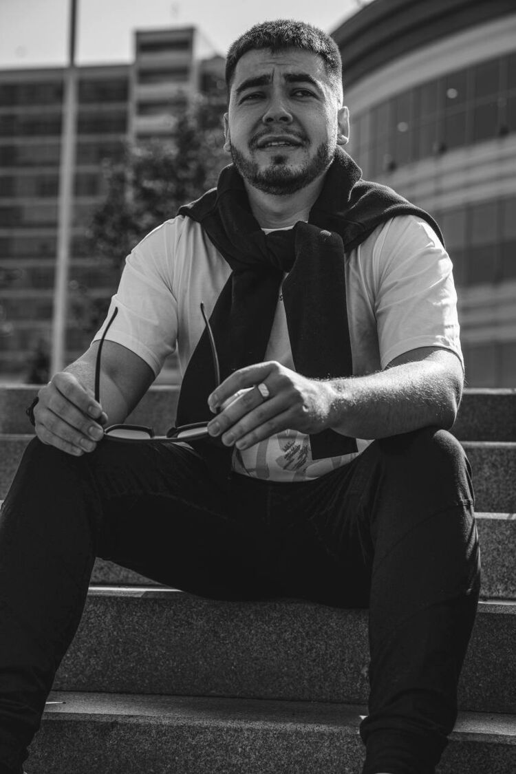 ���������� ������, ���� ������� Adel, 33 ����, ������������ ��� ������, ����� � ���������, c�������� ���������