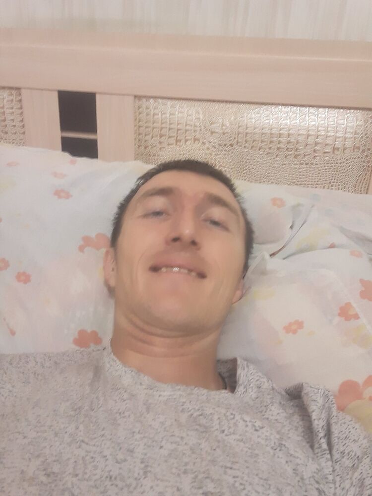  40316865  , 32 ,    
