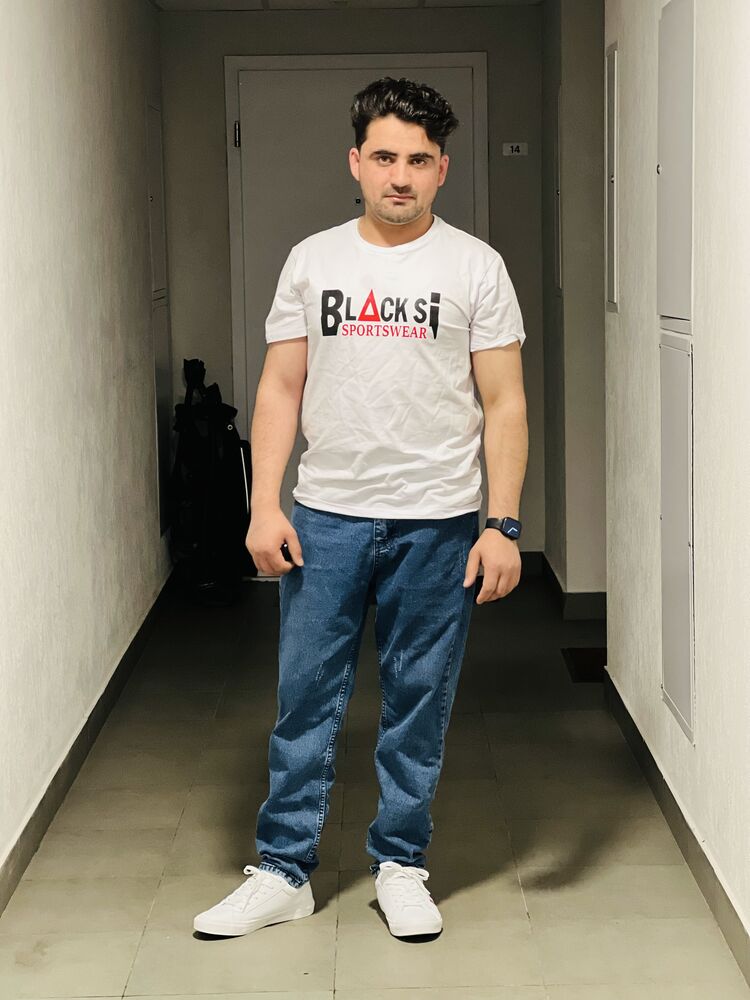  35321455  Zinhabibi, 26 ,    