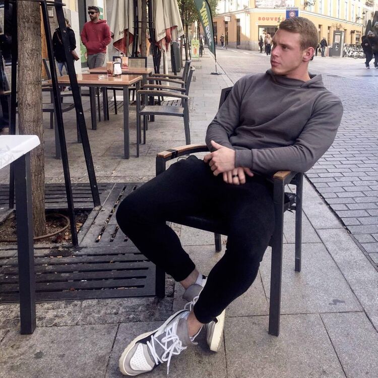  54008235  Dorman, 39 ,    