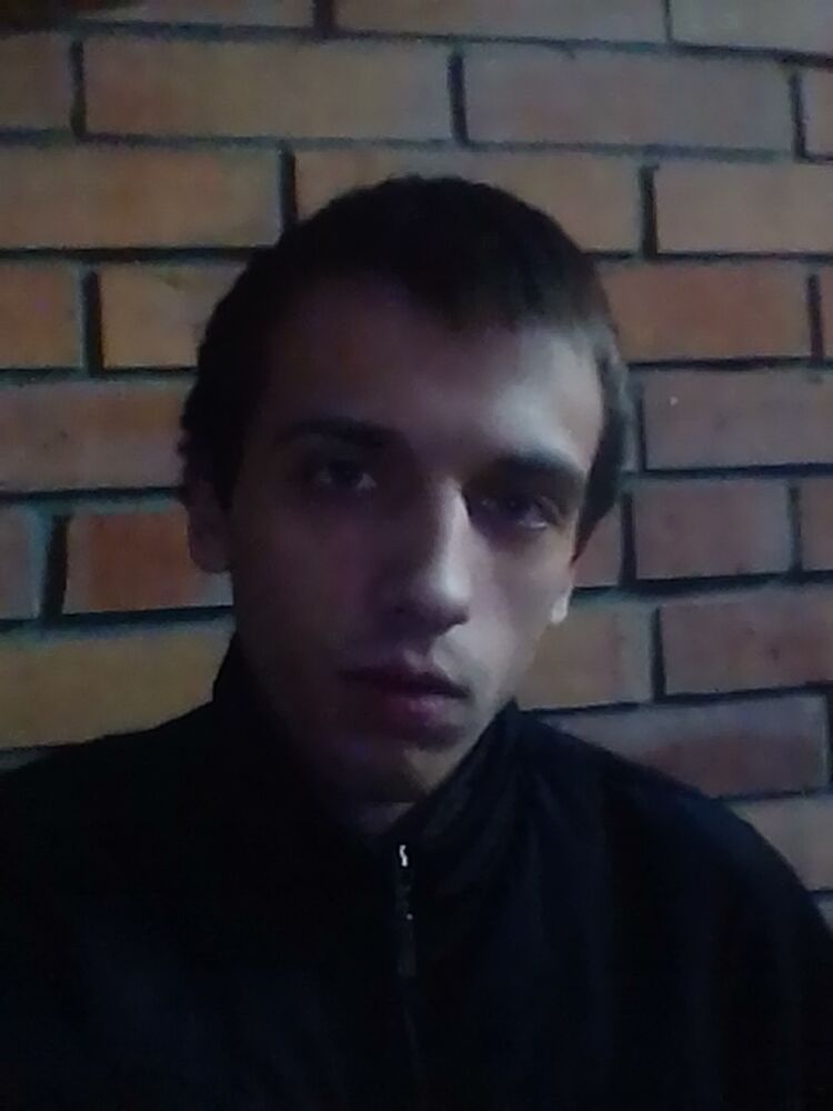  8368835  Bogdan, 32 ,    