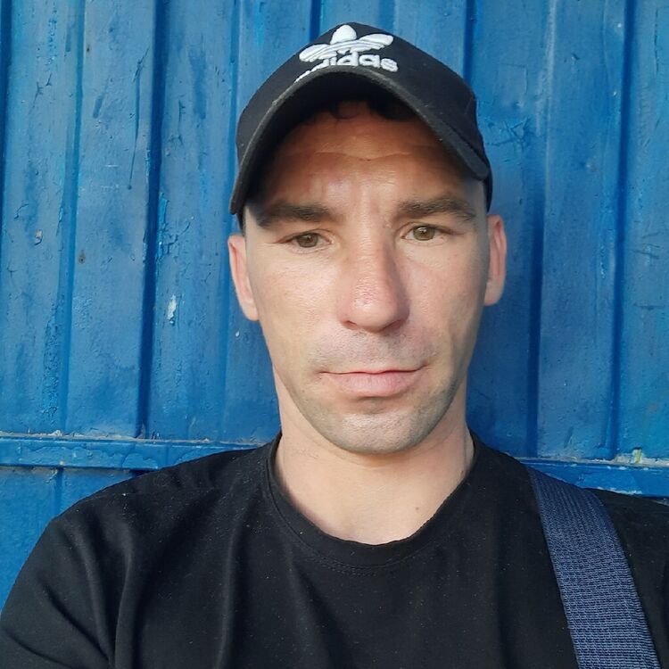  46601465   , 35 ,     