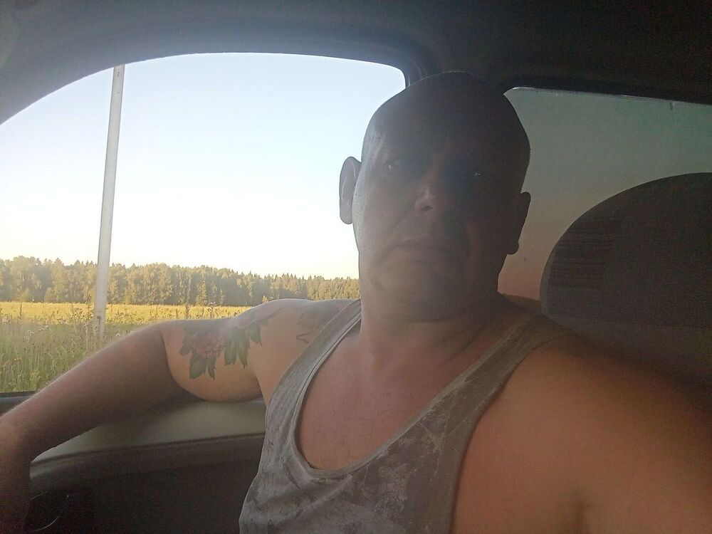  30522795  , 44 ,    