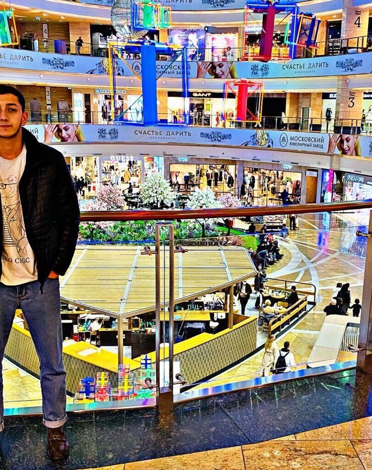  ,   Ali, 25 ,   ,   