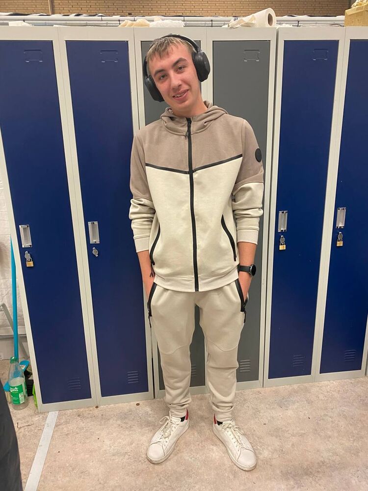  ,   , 22 ,   ,   