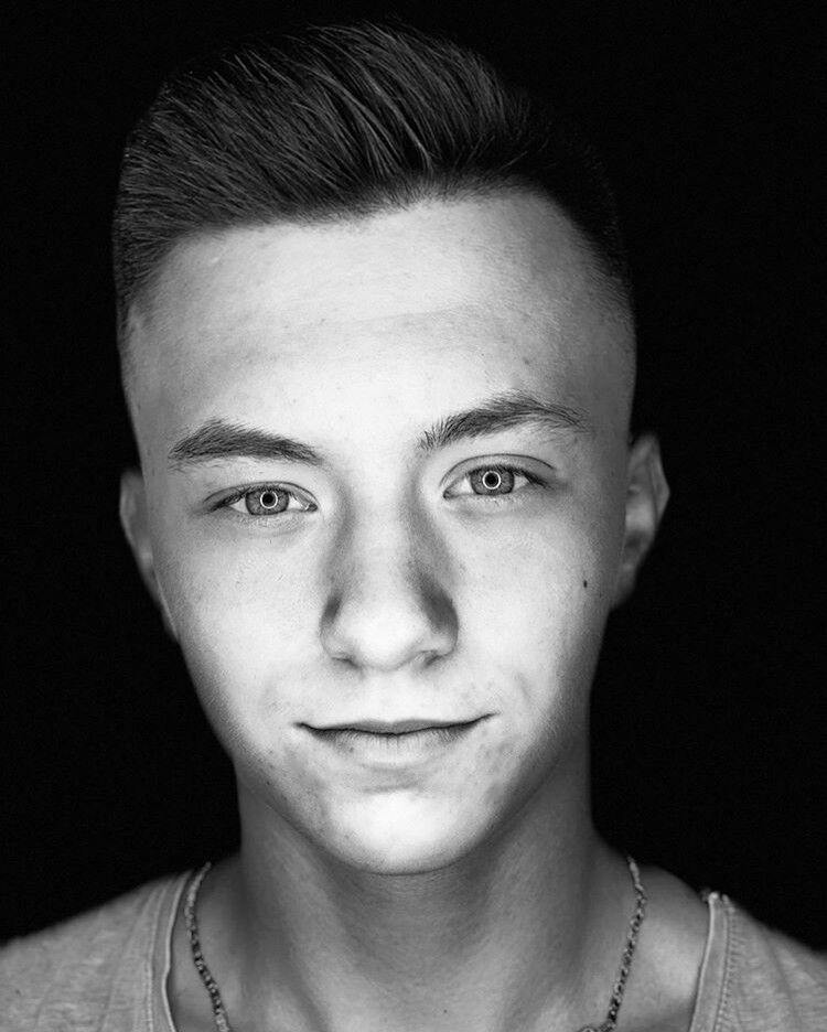 ���� 16851095 ����� ������, 24 ����, ���� ���������� � �����