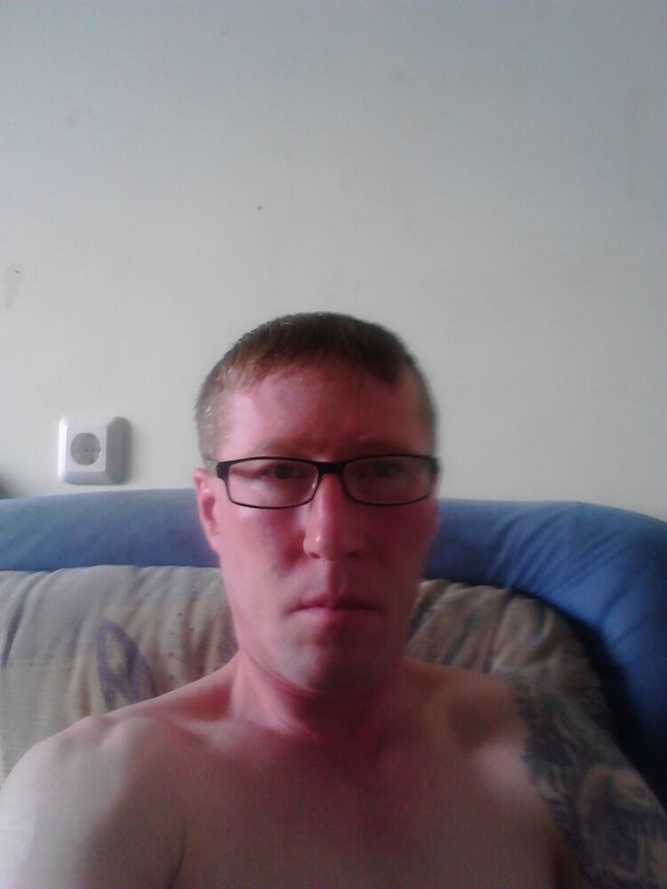  5895755  , 49 ,    