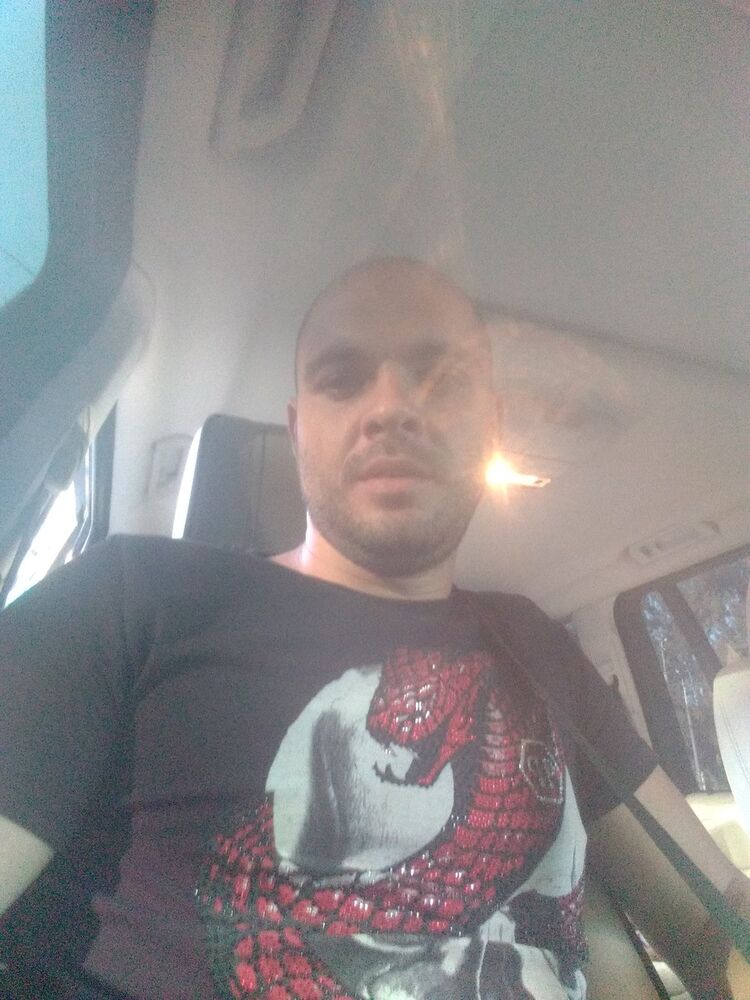  13256395  , 37 ,    