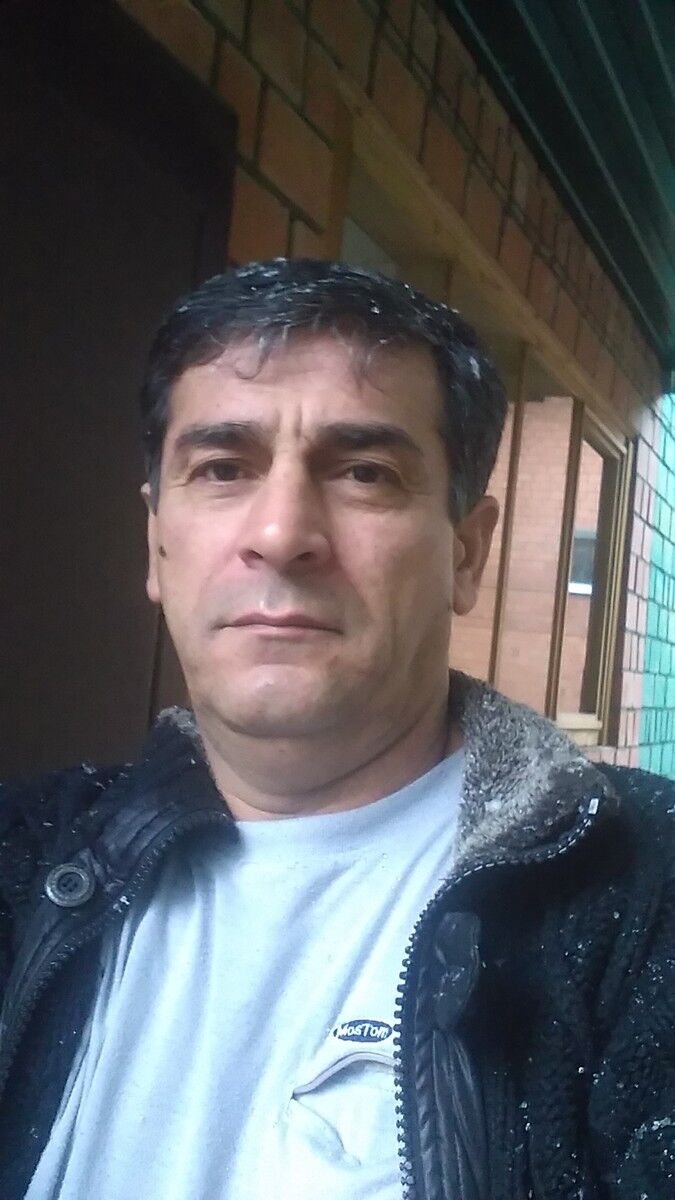  17448305  Poma, 48 ,    -