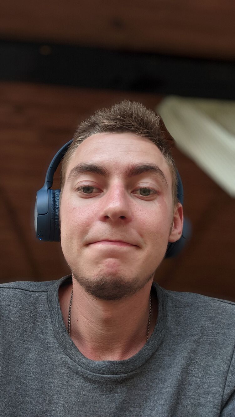  29242345  Tikhon, 25 ,    