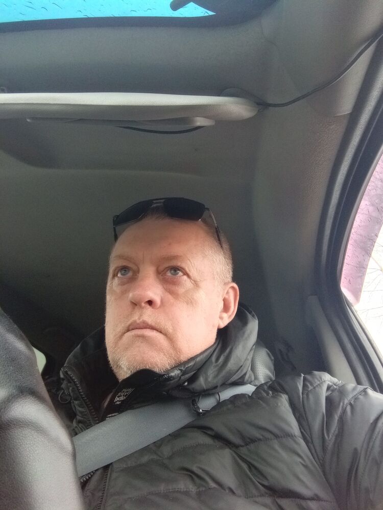  ,   Oleg, 50 ,   c 