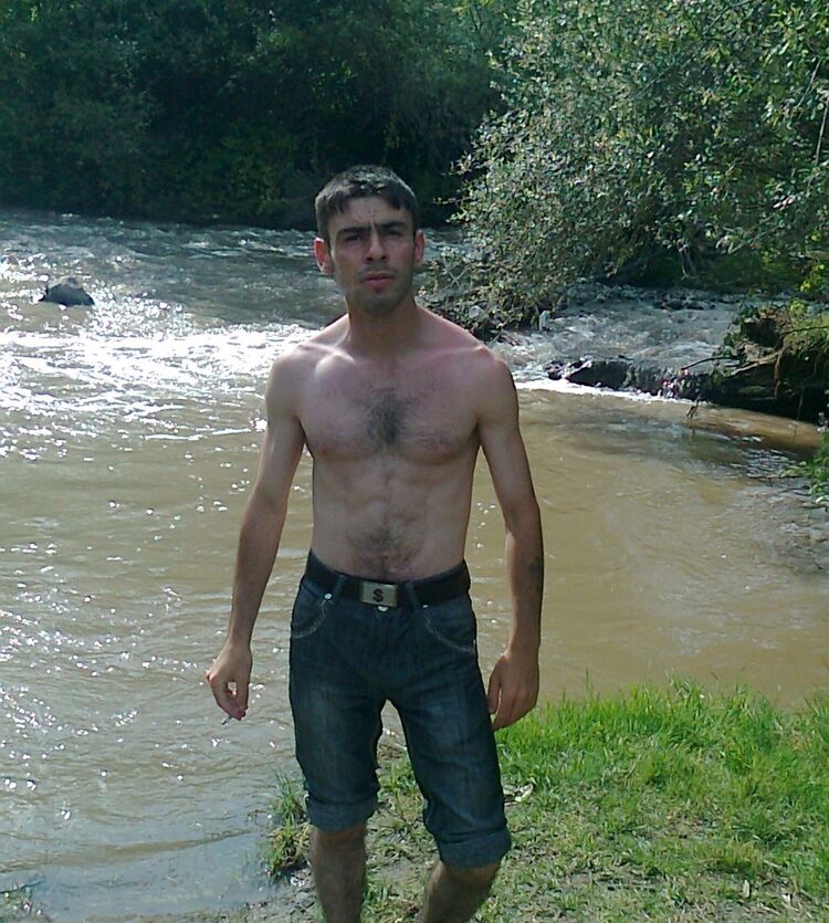  6376975  Narek, 34 ,    