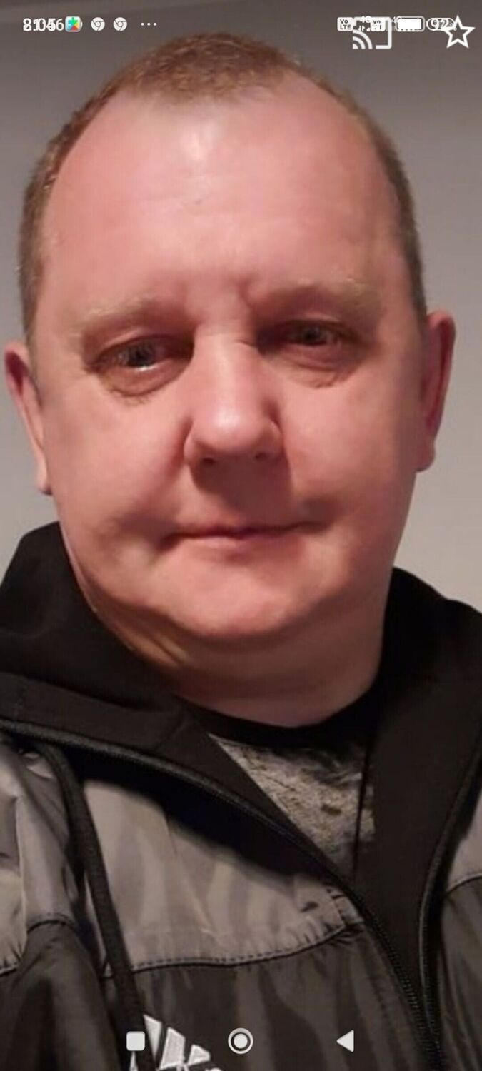  ,   Igor, 48 ,   c 