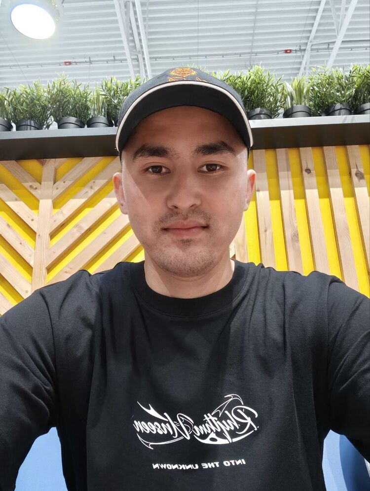  53895295  Yslam, 26 ,    