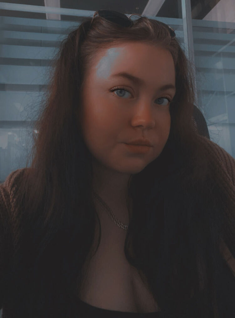  45436835  Alina, 25 ,    