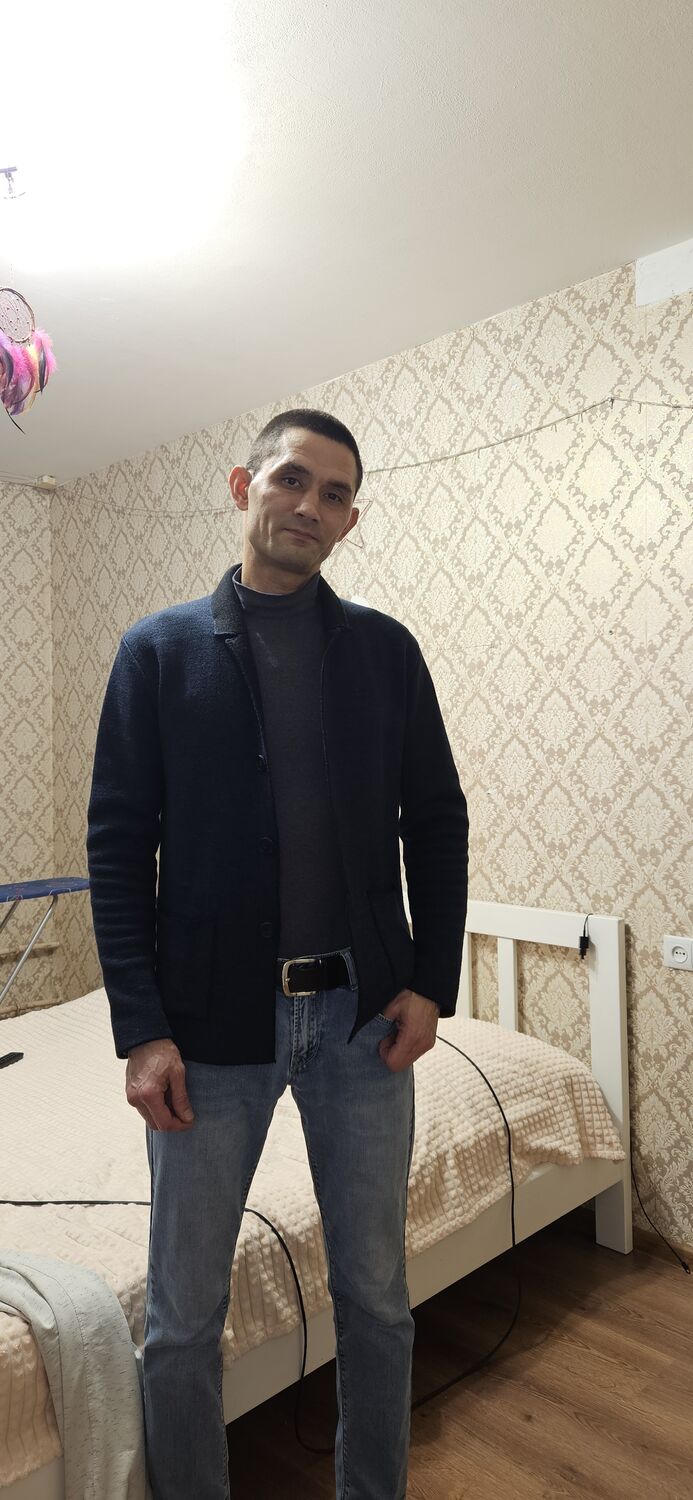  48933465  , 38 ,    