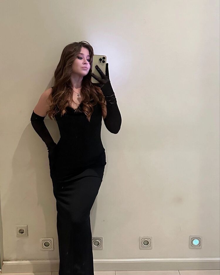  49191115  , 24 ,    