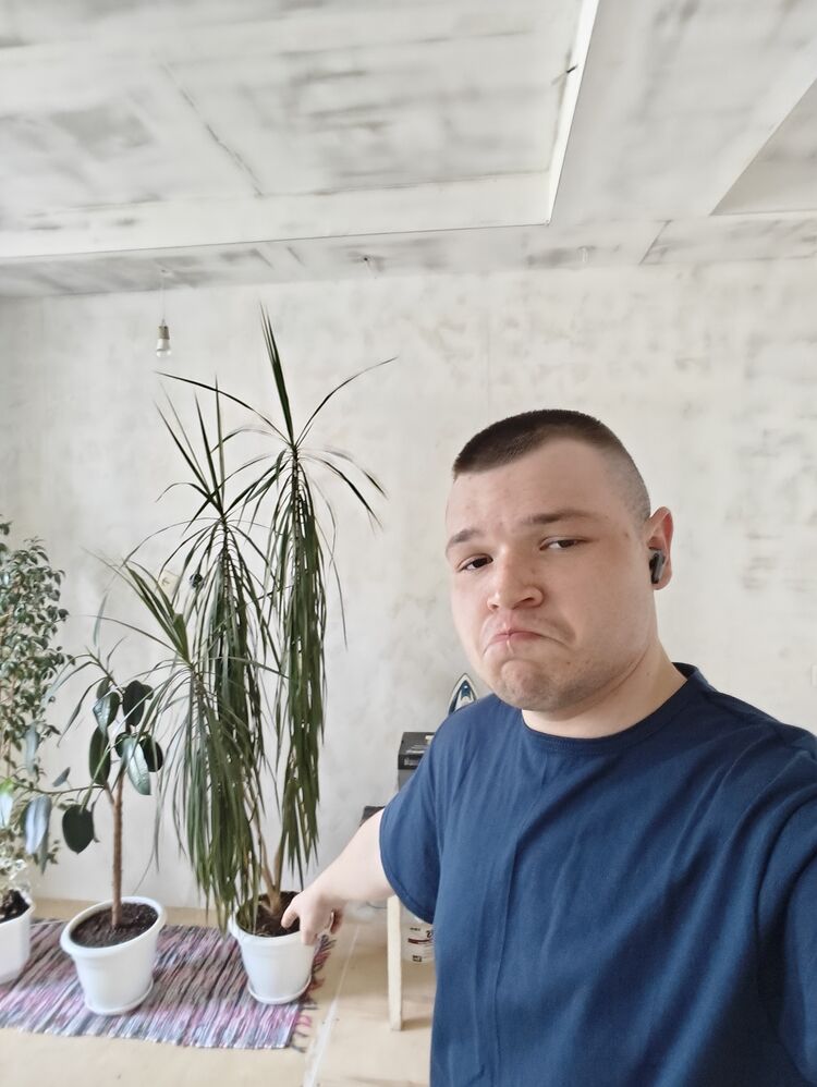  52857295  , 22 ,    -