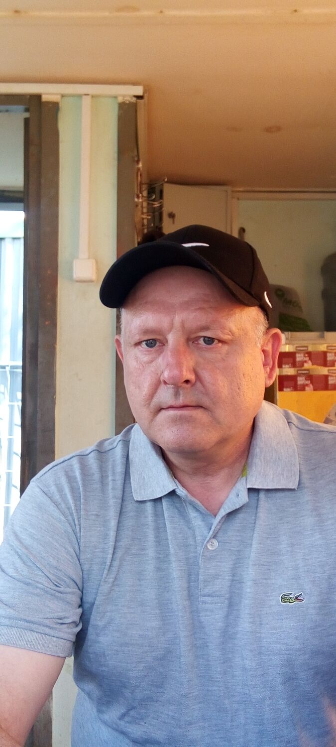  54181495  Oleg, 47 ,    