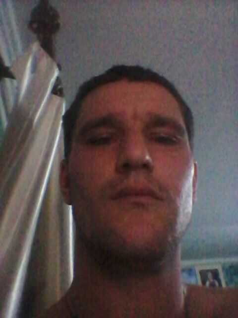  11260265  Andrei, 35 ,    