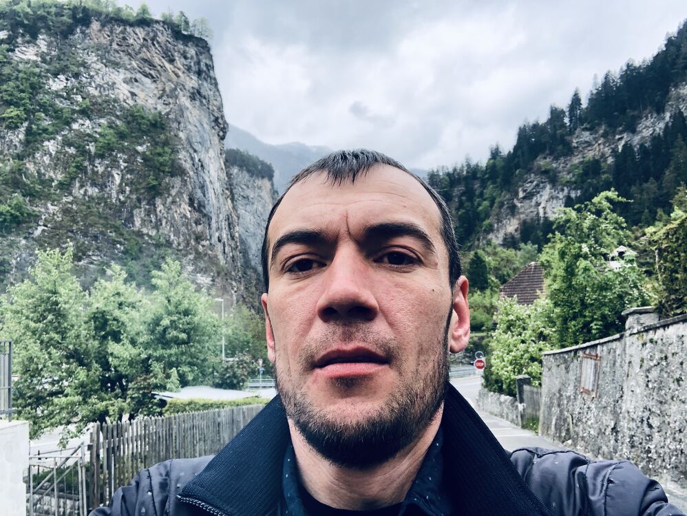  53199845  Garik, 36 ,    Bellinzona