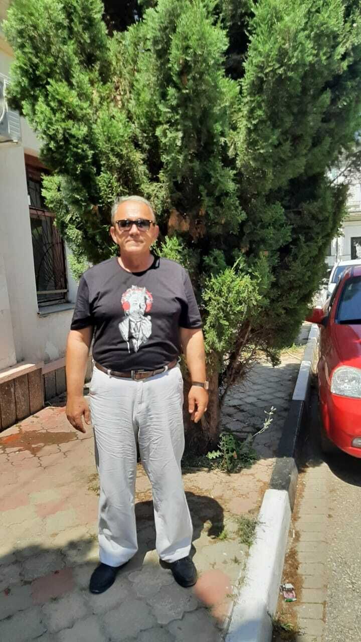  23393795  , 61 ,    