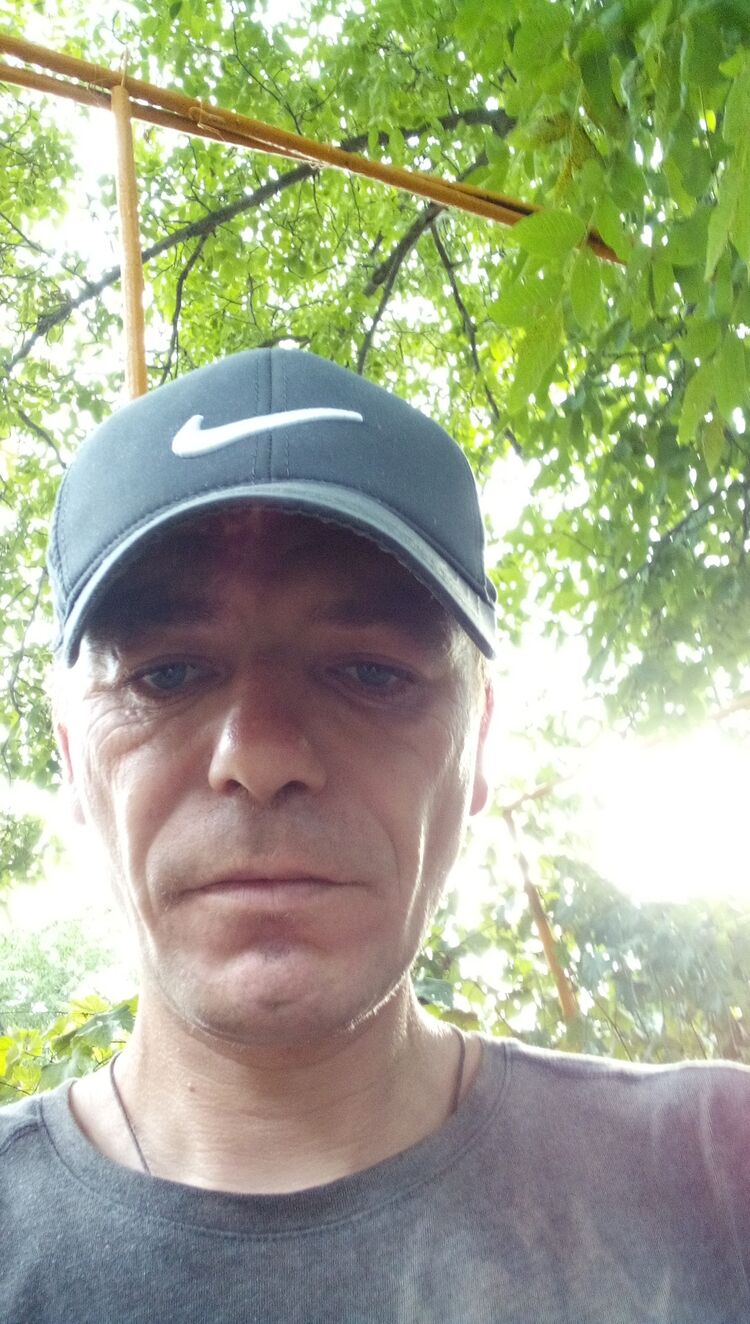  45998215  Serghei, 37 ,    