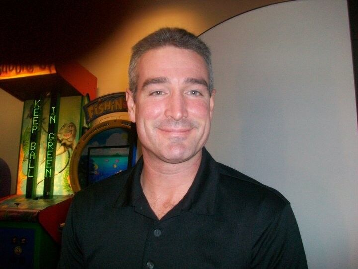 ���� 16852455 ������� Tucker, 55 ���, ���� ���������� � �����