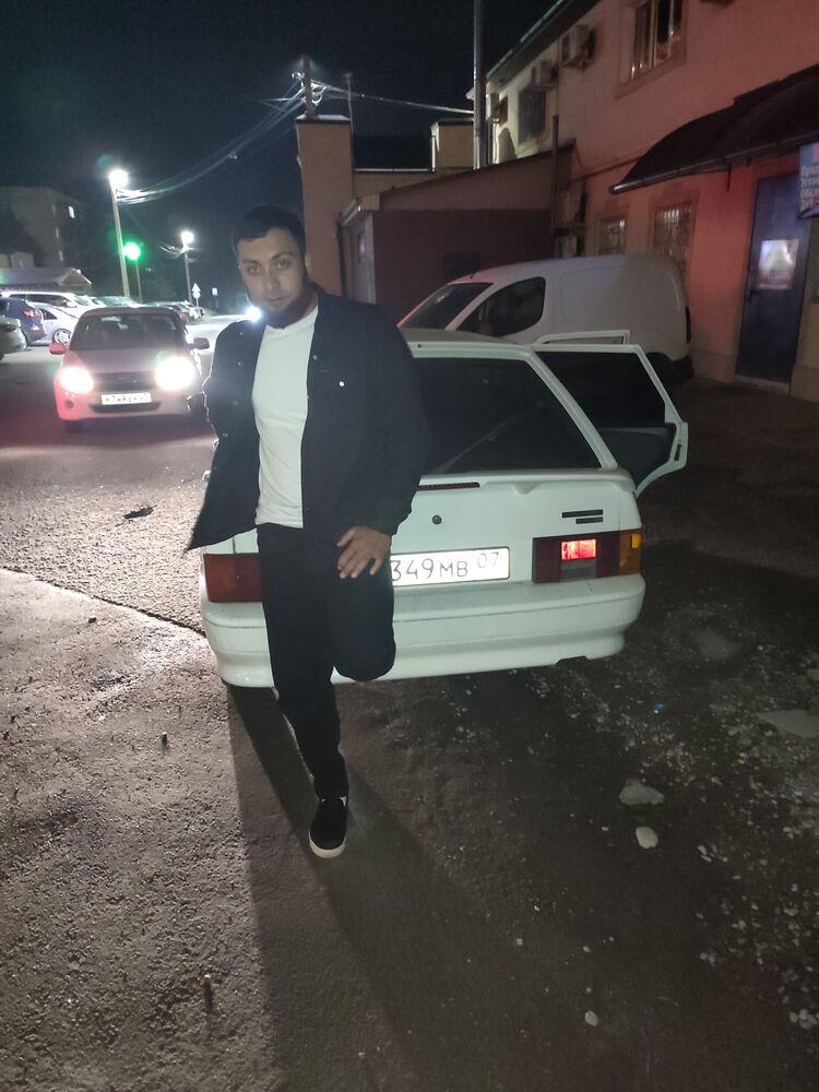  49549105  Azamat, 31 ,    