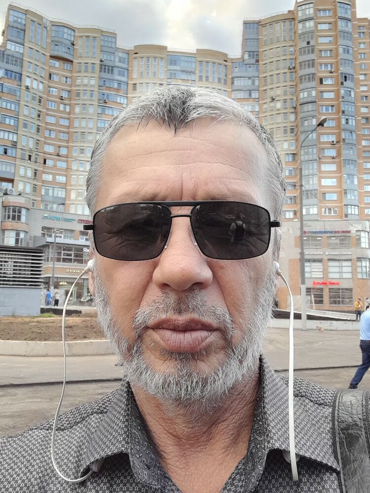  53454705  Farhod, 40 ,    Jiddah