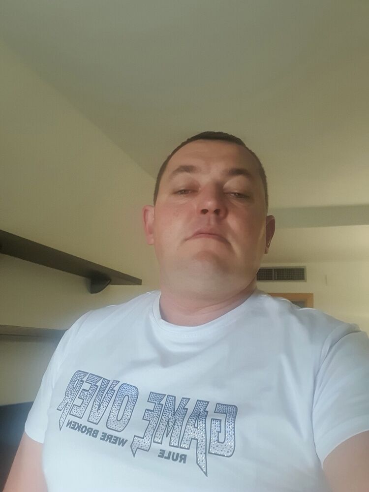  Tarragona,   Denis, 41 ,   ,   , c 