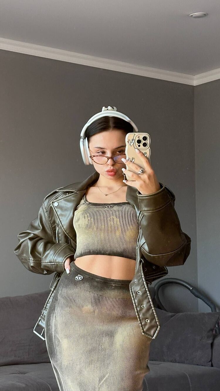 ���� 52385615 ������� ����, 23 ����, ���� ���������� � ������