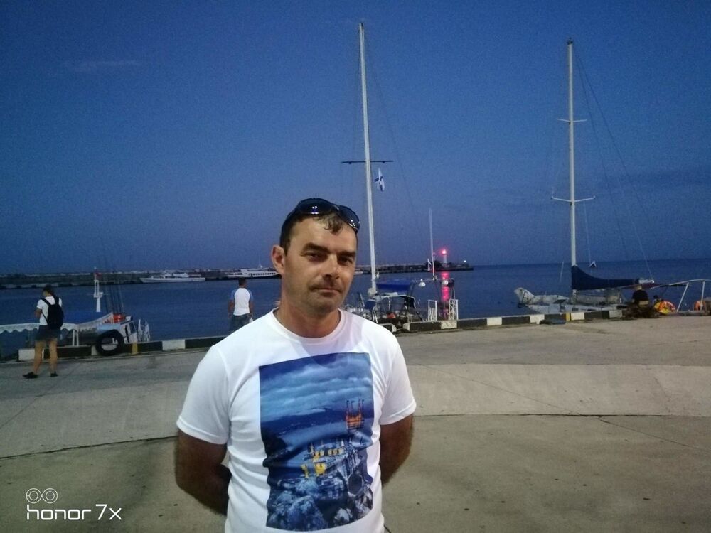  18224355  , 53 ,    -