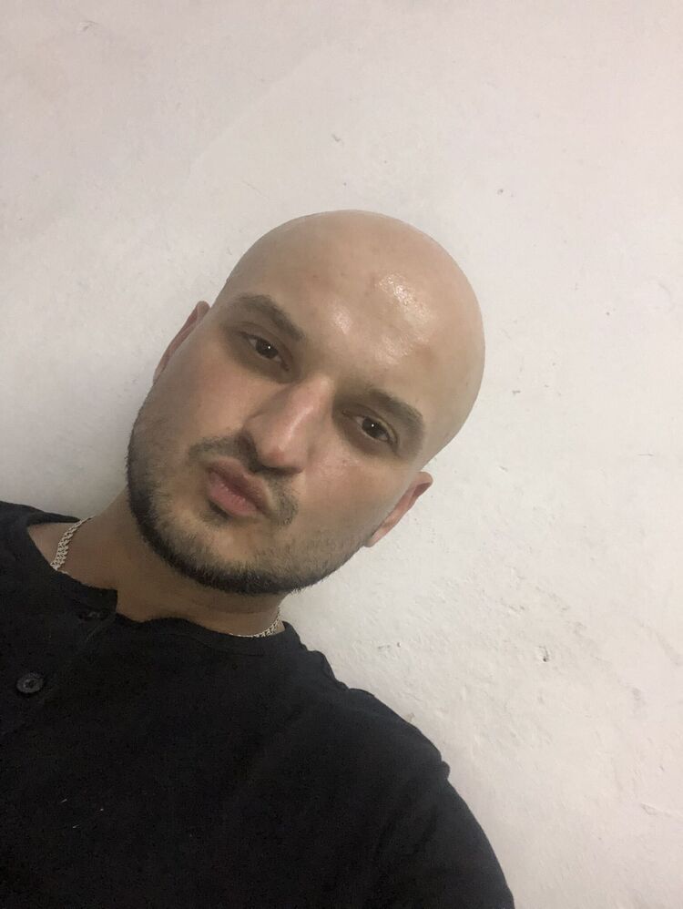  39877395  , 33 ,    