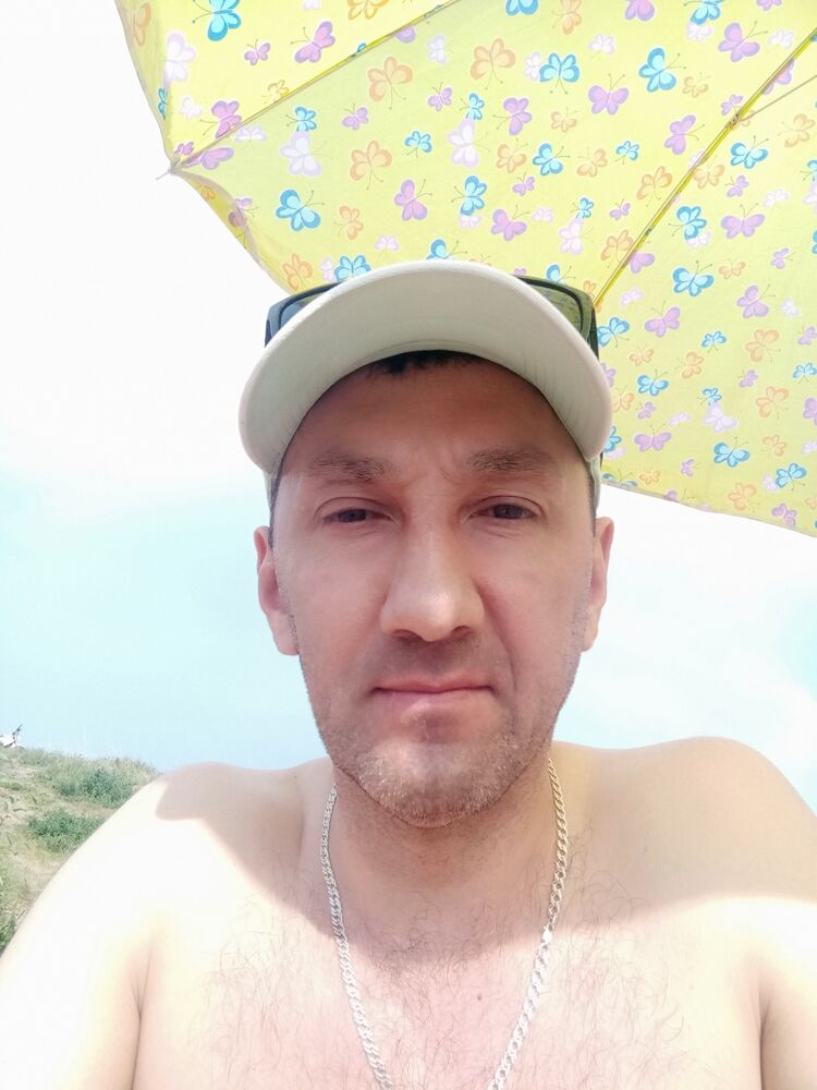  ,   Konstantin, 47 ,   ,   , c 