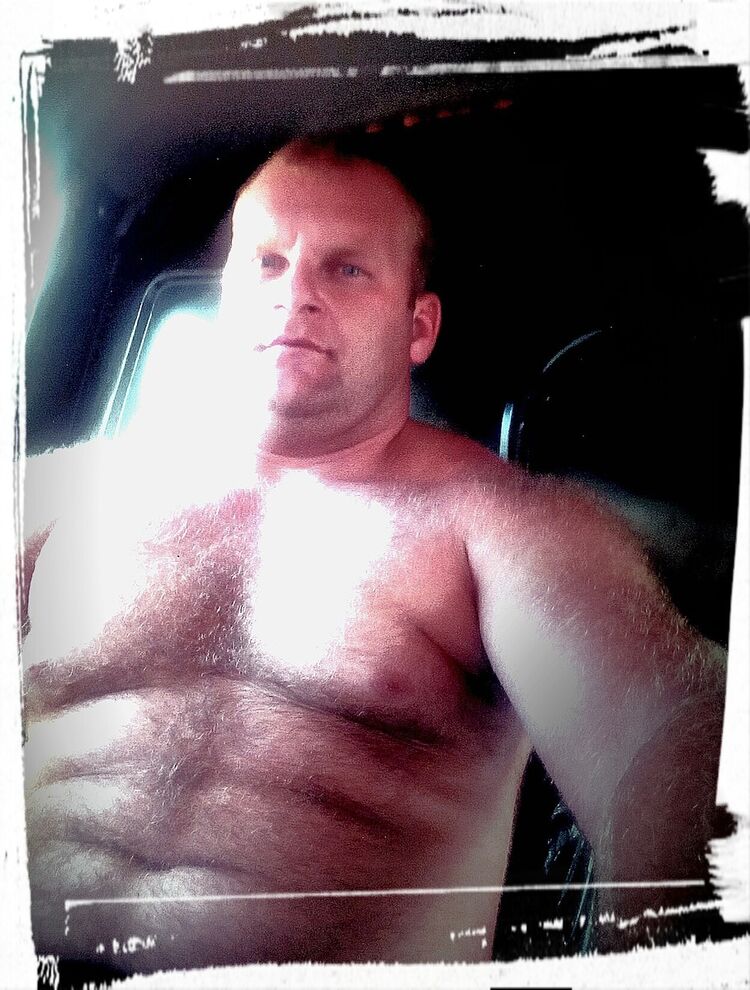  ,   Maks, 37 ,   ,   , c 