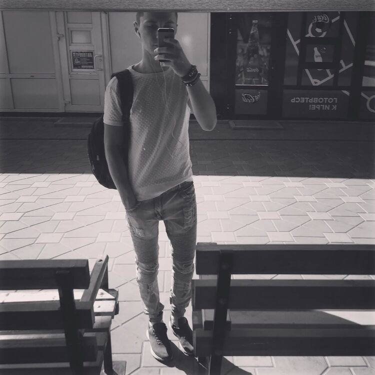  --,   , 30 ,  