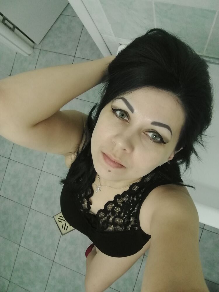  33083245  , 37 ,    