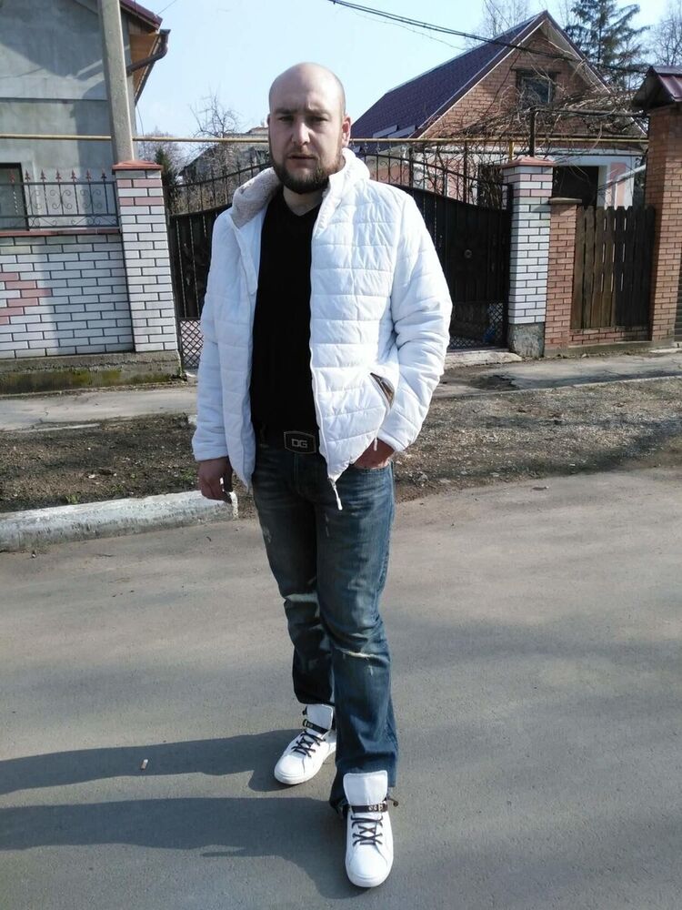  ,   Den, 41 ,   ,   