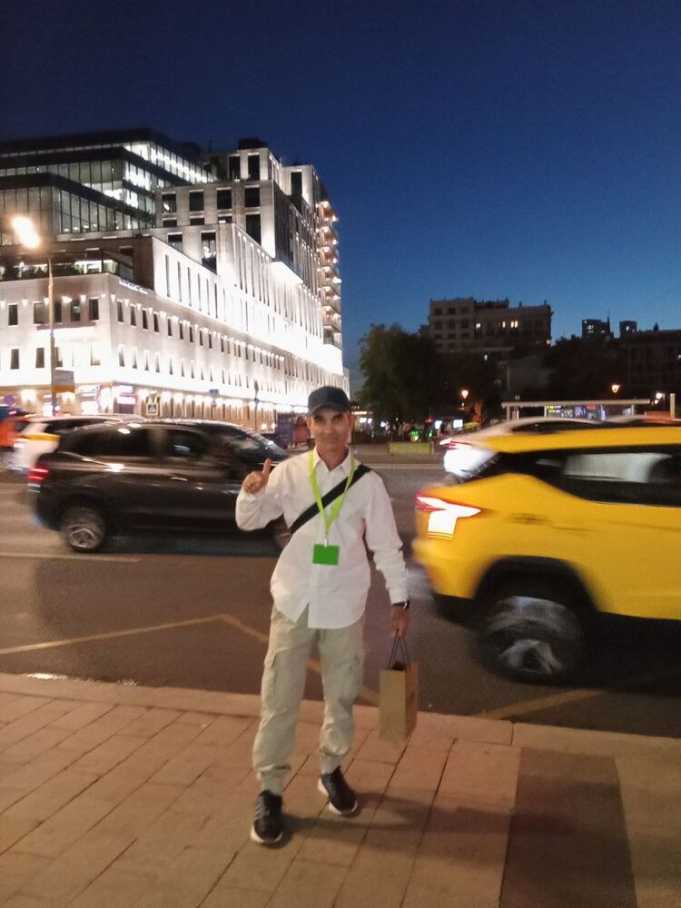  53304695  Talib, 41 ,    