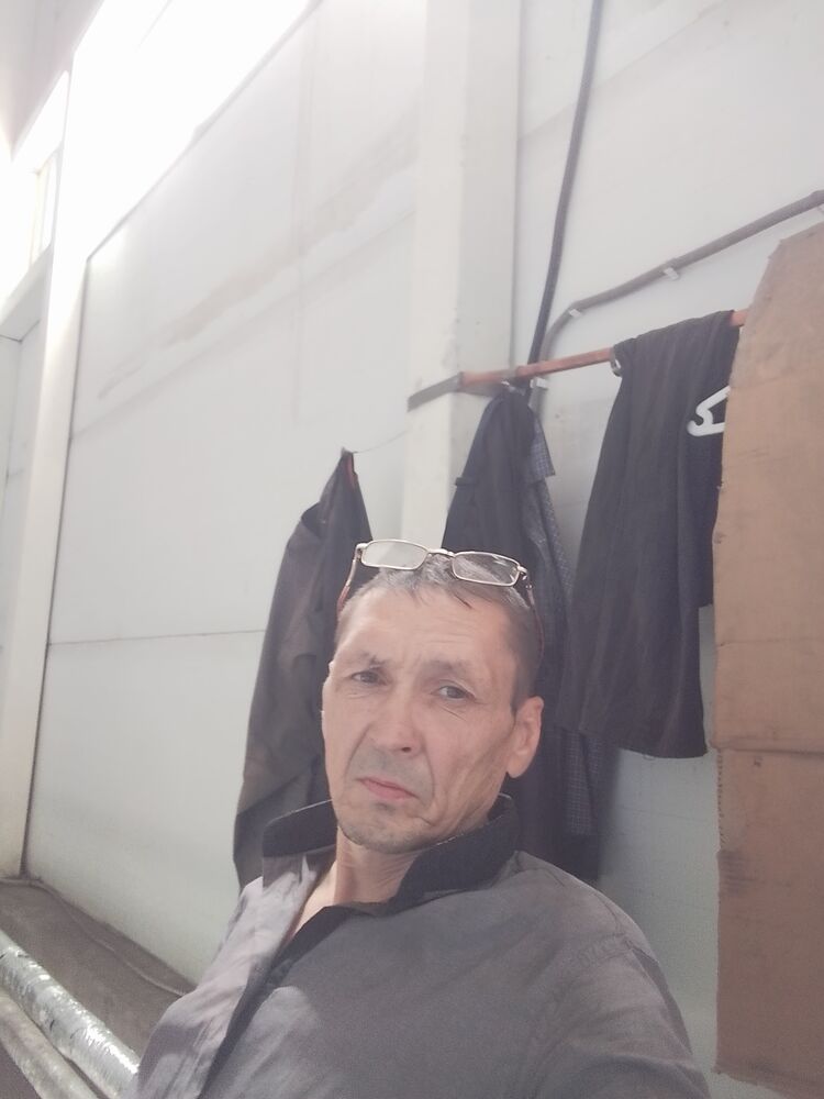  46031675  , 51 ,    