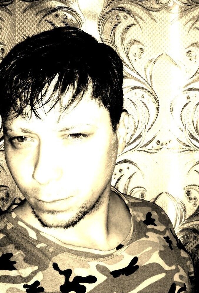  15793955  Maksim, 33 ,    