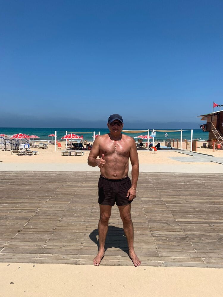  54337805  , 55 ,    Azor