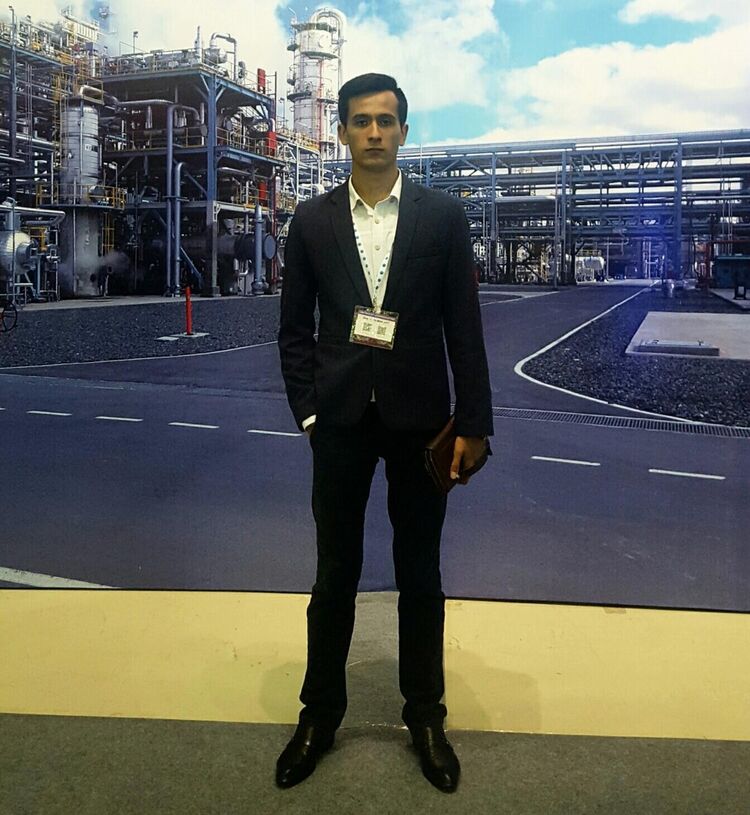  11884735  Ahrorbek, 35 ,    