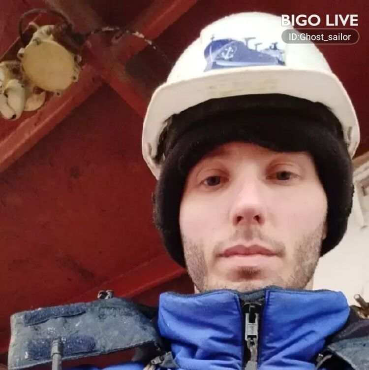  54582825  , 28 ,    --