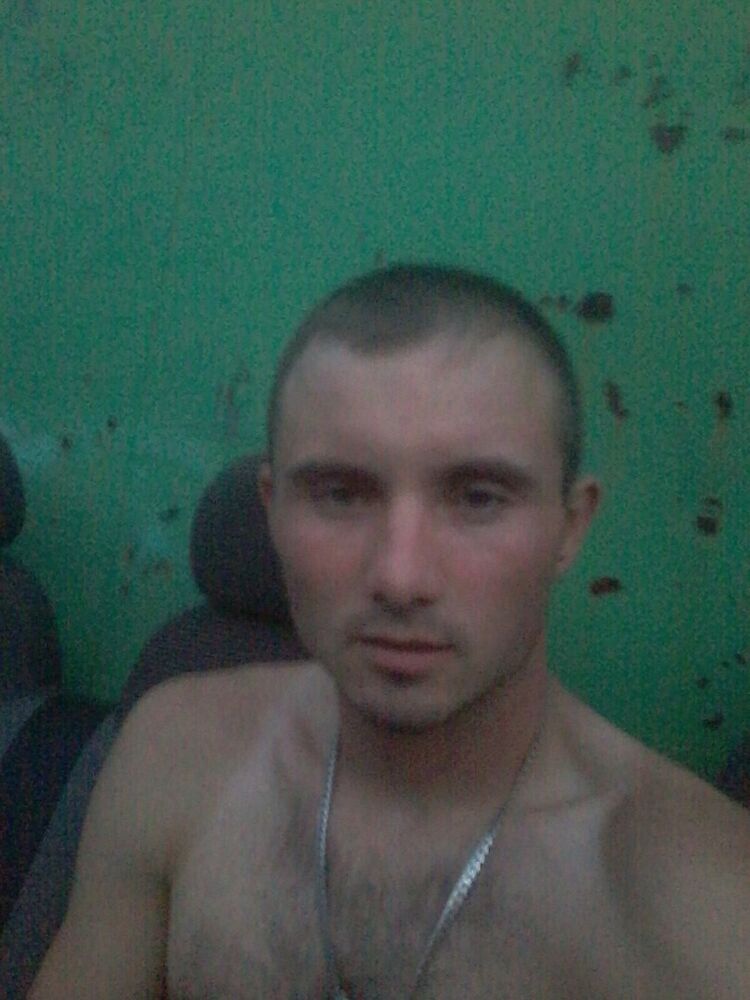  7904975  , 33 ,    