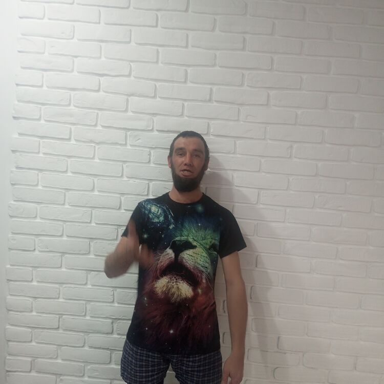  51652505  , 37 ,    