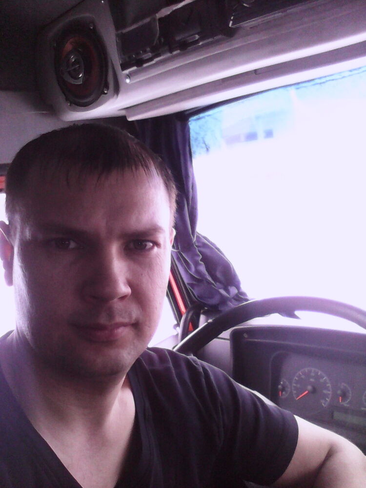  5828575  ANTON, 43 ,    